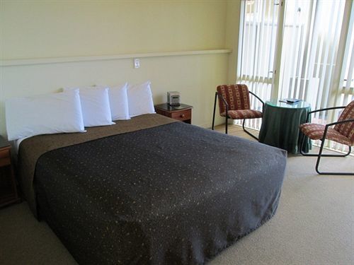 Shortland Court Motel Темз Екстериор снимка